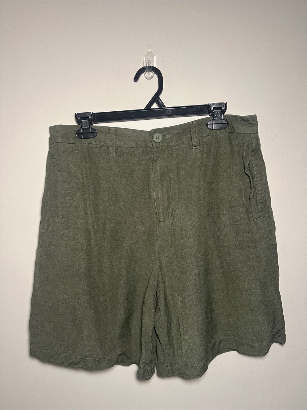 Magaschoni Man Olive Green Linen Blend Shorts